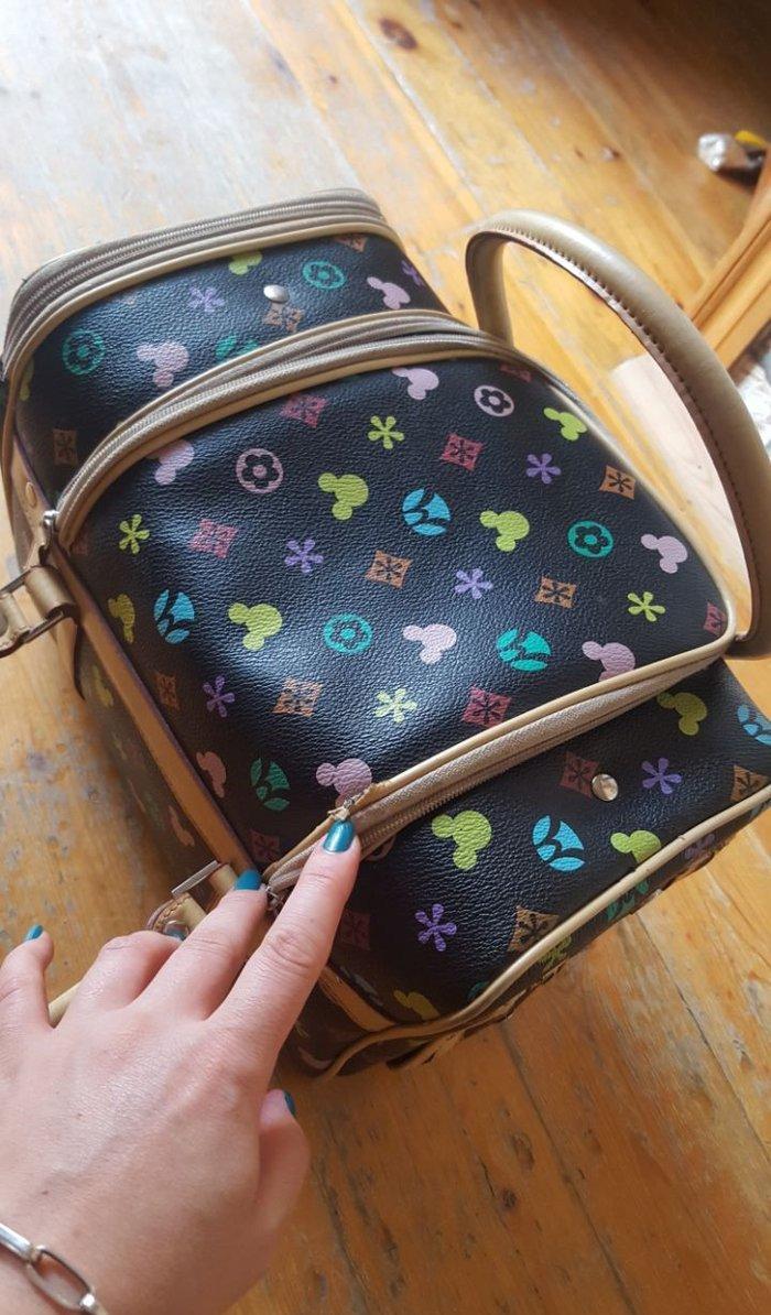 it piwik ucun sumka iki terefinde setka gozu var hava almag