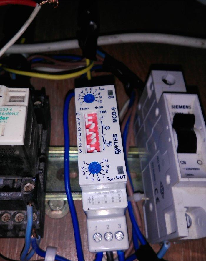 inkubator ustasi. butun nov inkubatorlarin temiri, yeniden qurulmasi v