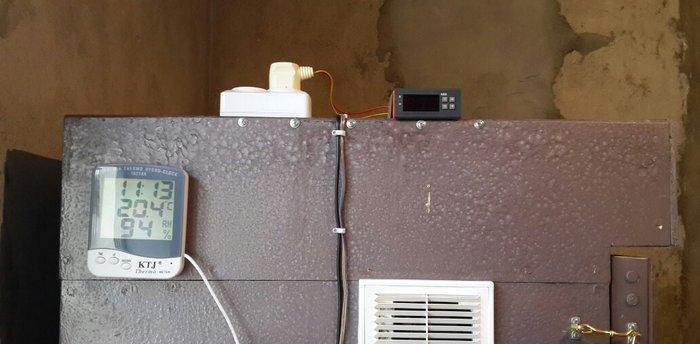 İnqubator satılır. 550-600 toyuğ yumurtası tutur. Tam avtomatik işləyi