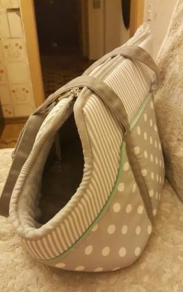 Сумка для переноски собак и кошечек. В отличном состоянии. В магазине