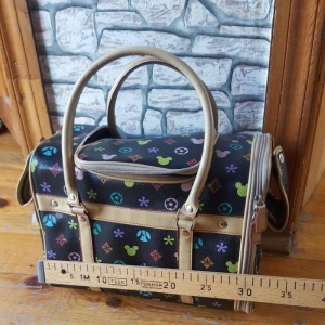 it piwik ucun sumka iki terefinde setka gozu var h