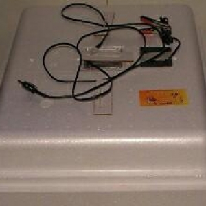 Продается мало использованный инкубатор. 104 куриных + 50 гусиных +