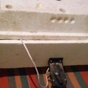 Inkubator satilir! 98 eded toyuq yumurtasi tutur, 50eded de qaz yumurt