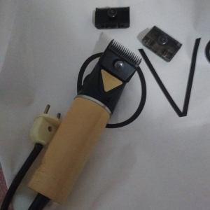 Saç kəsən maşin heyvanların strickasindada istifadə etmək olar əla vəz