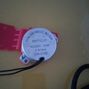 salam.bu inkubatorun bataru hardan almag olar.kim bilirse yazslnda xay