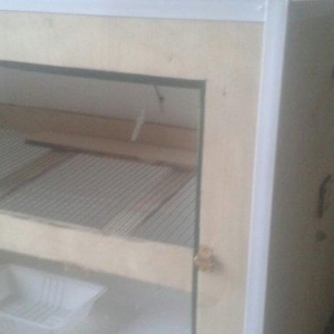 inqibator satılır 150 yumurta tutur  qiyməti 135 azn  yumurtaların cev