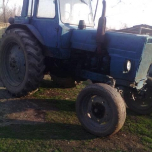 Traktor mtz80